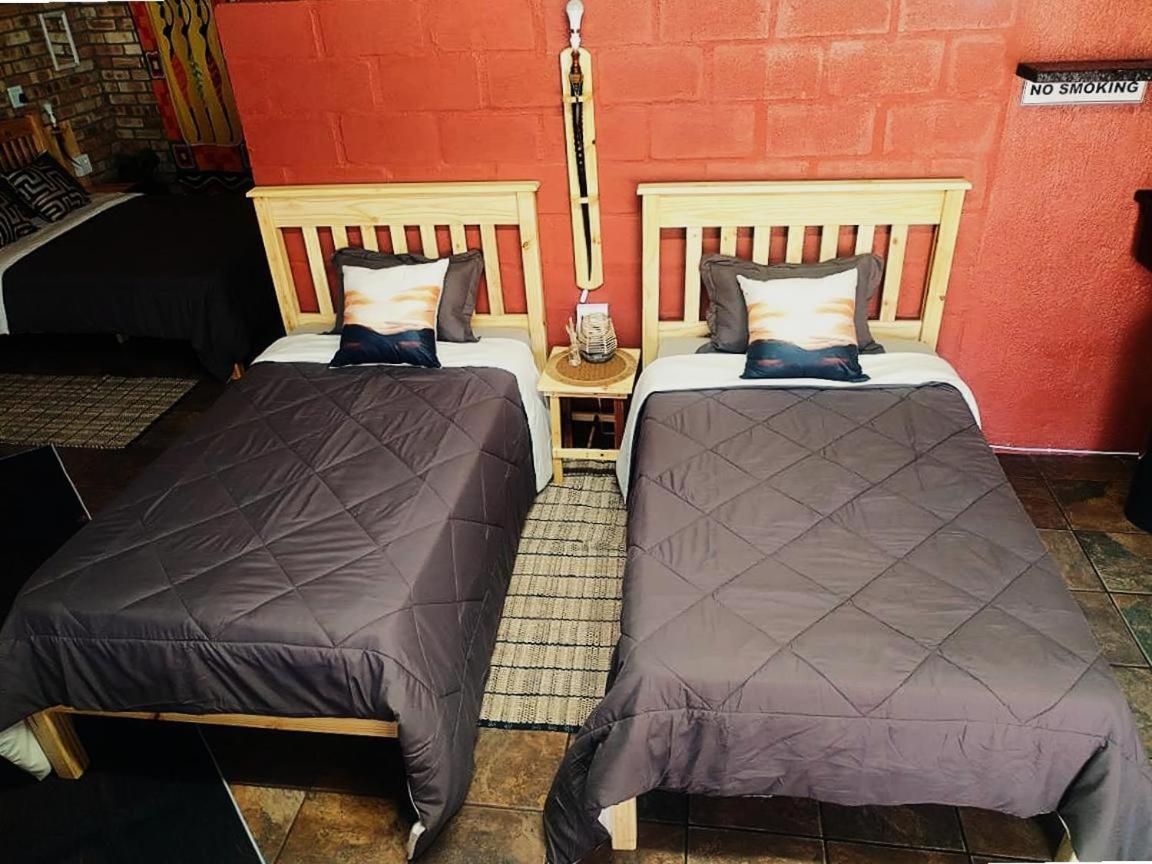 2K City Studios Not Self Catering Graskop Extérieur photo