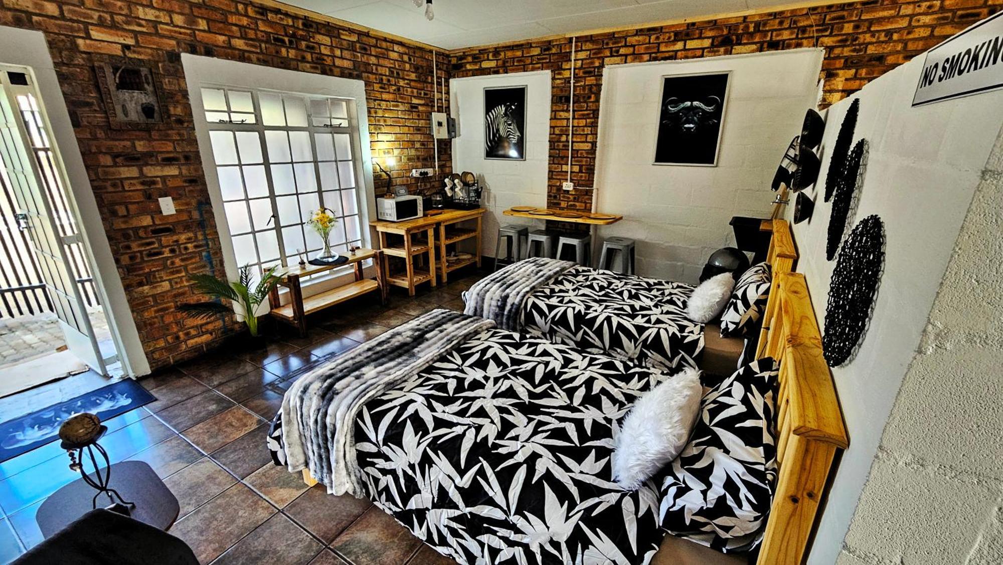 2K City Studios Not Self Catering Graskop Extérieur photo